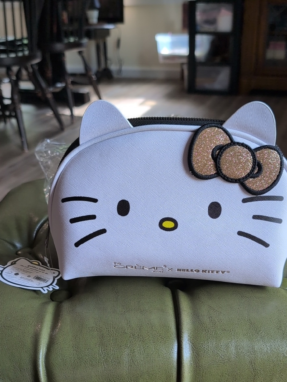 The Crème Shop Hello Kitty® Travel Makeup Pouch - Golden Icon NEW